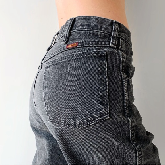 ‼️SOLD‼️ Vintage Rustler 90s worn in faded black boyfriend jeans - Picture 2 of 8